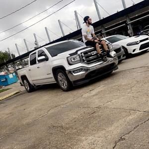 Meet your Posher, Gage